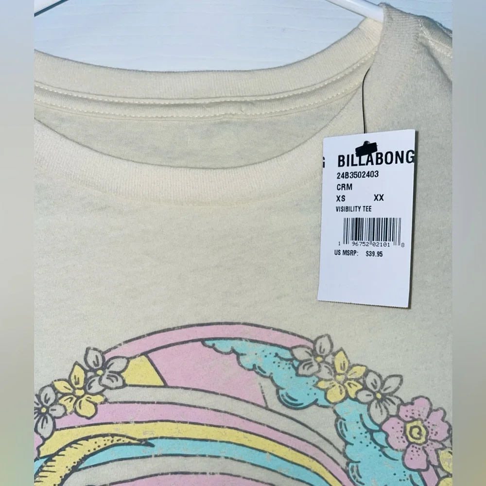 2 Billabong short sleeve tees (M) - Picture 4 of 16